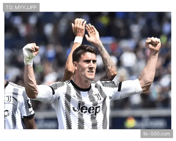 即时:弗拉霍维奇凌空抽射破门,尤文图斯1-0埃因霍温 即时:弗拉霍维奇凌空抽射破门,尤文图斯1-0埃因霍温