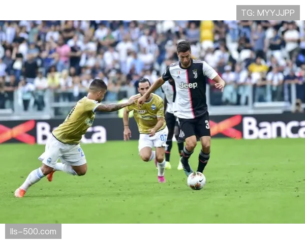 自由球员蒂娜·查尔斯的下家预测:多支争冠球队有意 自由球员蒂娜·查尔斯的下家预测:多支争冠球队有意